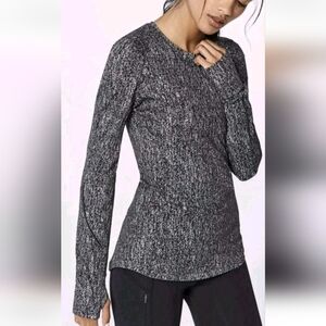 LULULEMON Extra Mile Long Sleeve Pullover Top 4